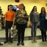 Собранные вещи в рамках акции «Подари тепло» вручили детям центра «Сколковский»