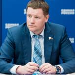 Госдума досрочно прекратила депутатские полномочия депутата Сергея Бидонько