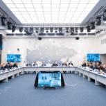 «Единая Россия» запускает всероссийский контроль за реализацией нацпроектов