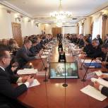 В краевом парламенте состоялось заседание фракции «Единая Россия»