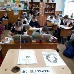 В Приморско-Ахтарских школах установлены Парты Героя