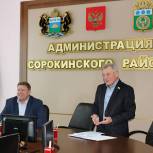 Депутат Владимир Ульянов провел встречи с избирателями  