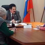 Прием граждан по личным вопросам провел Александр Гордеев