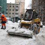 Более 10 тысяч кубометров снега вывезли из дворов Одинцовского района за 4 дня