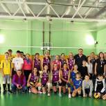 Школьники района Солнцево сыграли в волейбол на кубок «Единой России»