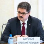 Широков: Национальный лидер знает, как живет страна и знает пути решения проблем