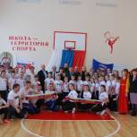 В Мантуровском районе в рамках партпроекта "Детский спорт" отремонтировали спортзал
