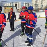 На западе столицы первенство в турнире по хоккею завоевала команда из Раменок