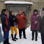 Сергей Есяков и местное отделение Партии помогут отремонтировать крышу жилого дома в Малой Сердобе