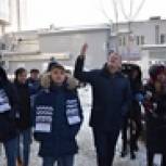 Общественники проверили, как идет уборка снега с крыш в Екатеринбурге 