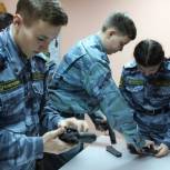 В Уфе стартовали уроки начальной военной подготовки в рамках партпроекта «Единой России»