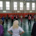 Люди серебряного возраста и школьники поучаствовали в едином дне ГТО