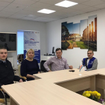Королевские сторонники помогают в организации лекций движению «За Жизнь»