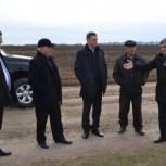 Депутат Госдумы проинспектировал реконструкцию дороги в Степновском районе