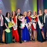 За организацию конкурса красоты партийцы наградили начальника Управления культуры Белоярского ГО 