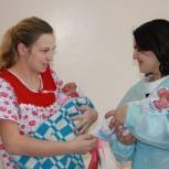 Анна Кувычко поздравила молодых мам Камышина