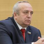 Клинцевич: Уравнивающий студентов в правах на отсрочку от армии закон позволит молодежи планировать свою жизнь