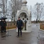 Псковские единороссы почтили память героя, закрывшего собой амбразуру немецкого пулемёта 