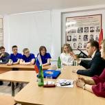 Единоросс Сергей Галетов рассказал старшеклассникам об истории городской Думы Ставрополя