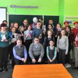 Кондровские школьники активно участвуют в Акции «Русский Крым и Севастополь»