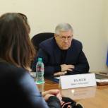 Депутат Госдумы Эрнест Валеев провел прием в Тюмени