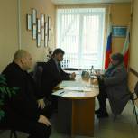 В Усть-Донецком районе провел прием депутат Сергей Ярошенко  