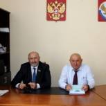 Исмаил Магомедшарипов разъяснил избирателям положения Послания Главы республики Народному Собранию