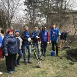 В рамках партпроекта «Чистая страна» в Ессентуках, Ипатово и Александровском провели субботники
