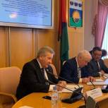 Борис Хохряков принимает участие в работе Совета Законодателей в Тюмени 
