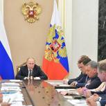 Путин поручил разработать предложения по расширению полномочий лесных инспекторов