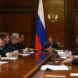 Медведев заявил о завершении подготовки новой программы комплексного развития села