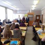 Анатолий Чиканчи провел урок здоровья в сыктывкарской школе
