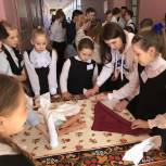 Псковские школьники освоили сервировку стола и научились готовить полезные каши