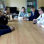 Дмитрий Новицкий встретился с участниками «ПолитСтартапа»