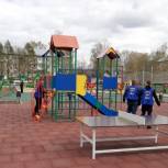 Партийцы проверили состояние многофункциональной зоны отдыха в Володарске