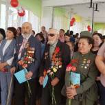 В Туве участники предварительного голосования Единой России выступили инициаторами проведения масштабной Акции "Иду к ветерану" 