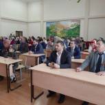 В СОШ №6 открыли «Парту героя» в честь участника ВОВ Сулеймана Кархановича Евлоева