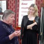 Алена Аршинова ознакомилась с реализацией пилотного проекта «Парта Героя» в городе Шумерля