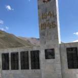 Кизлярский единоросс построил памятник односельчанам, погибшим в Великой Отечественной войне