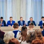 Развитие Калининского округа обсудили участники дебатов «Единой России» в облдуму