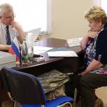 Вячеслав Картухин помог женщине в вопросе выделения льготного жилья