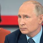 Регионы должны развивать социальное жилье на селе для привлечения молодых кадров - Путин