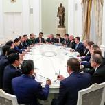 Путин отметил стратегический характер отношений России и Вьетнама 