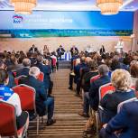 Медведев поддержал предложения участников Форума сельских депутатов «Единой России»