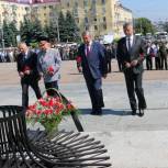 Владимир Попков поздравил брянских пограничников с праздником