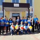 Школа Быковского района пополнилась новым спортивным инвентарем