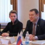 Андрей Воровский рассказал о благоустройстве городской среды региона на студенческом форуме