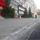 На улице Минаева появился тротуар