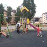 В Чечне партийцы ЕР проверяют безопасность детских площадок