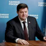 Геннадий Ягубов поздравляет с Днем медицинского работника
